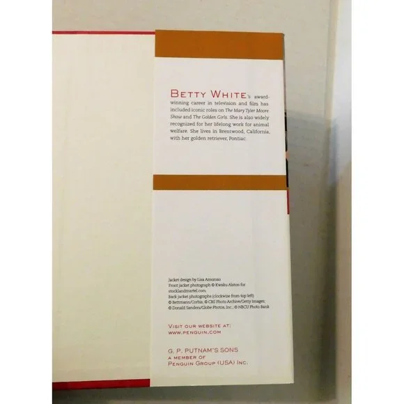 If You Ask Me And Of Course You Wont by Betty White 2011 Hardback Jacket - Picture 5 of 5